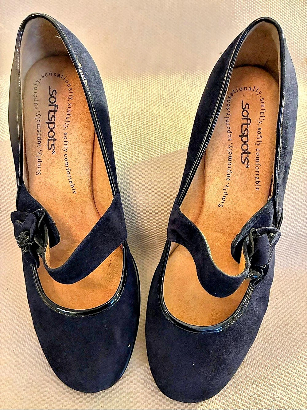 Softspots “Calypso” Bow Detail Suede Mary Jane Heels in Blue